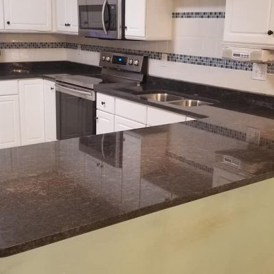 https___cms.countertop.agency_uploads_steel_gray_granite_kitchen_countertops_and_island_38a84ee4d8